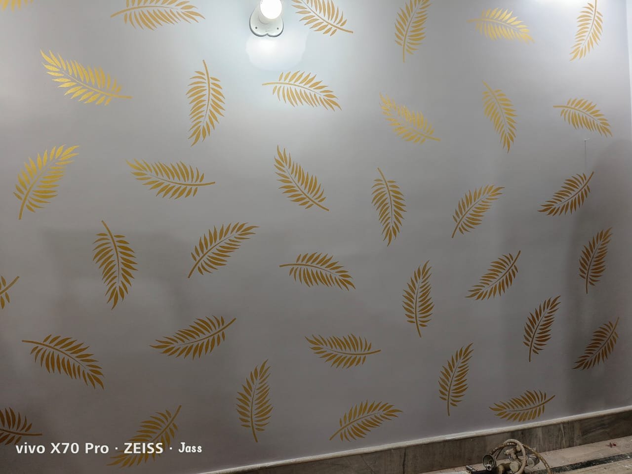 Master ceiling with cove lighting